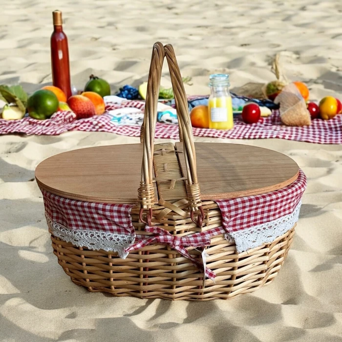 סל פיקניק קש עם מכסה עץ