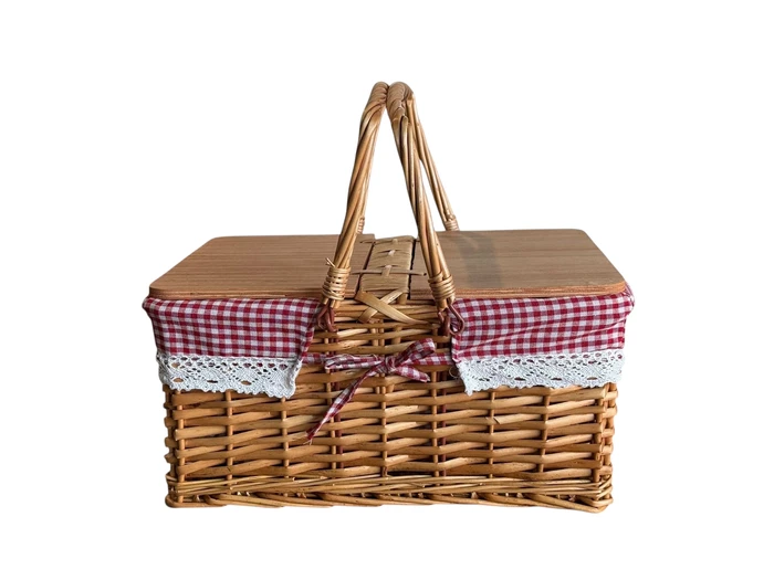 סל פיקניק מלבני קש עם מכסה עץ